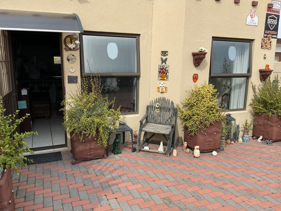 7 Bedroom Property for Sale in Bloubergrant Western Cape